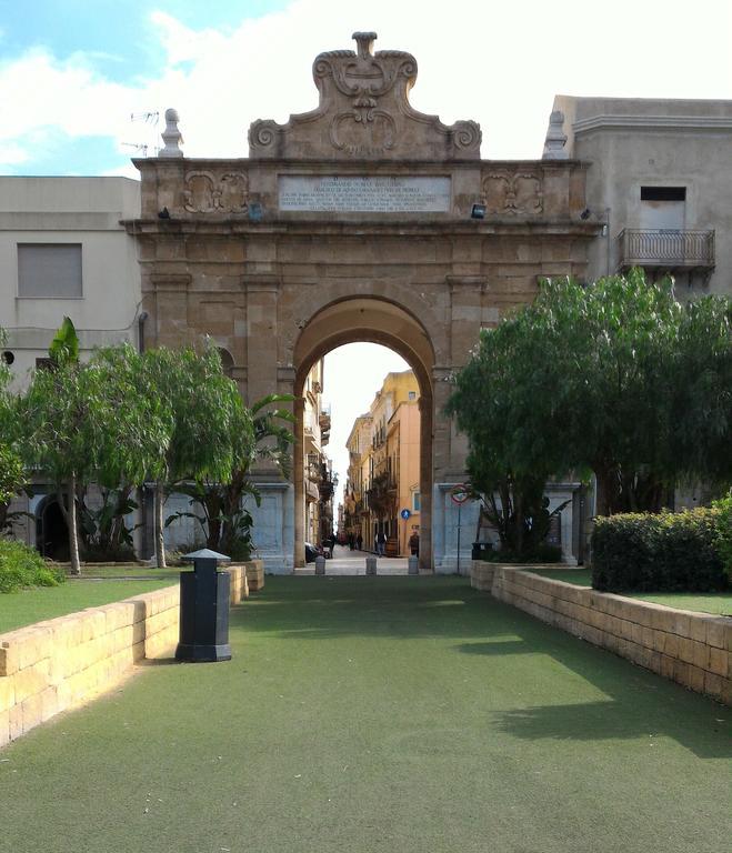 Apartamento Casa Rebella Marsala Exterior foto